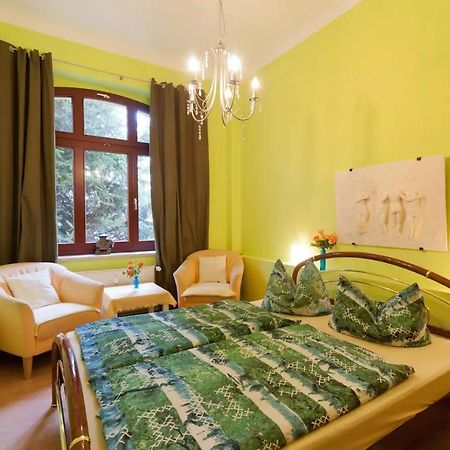 Große Ferienwohnung in Dresden-Löbtau Exterior foto